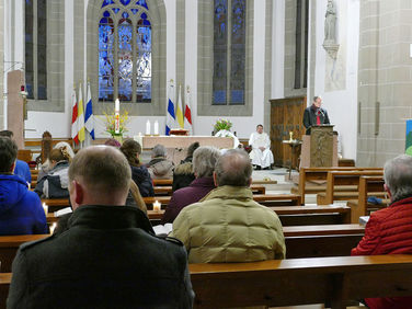 Lumen Christi - Auferstehungsmesse in St. Crescentius (Foto: Karl-Franz Thiede)